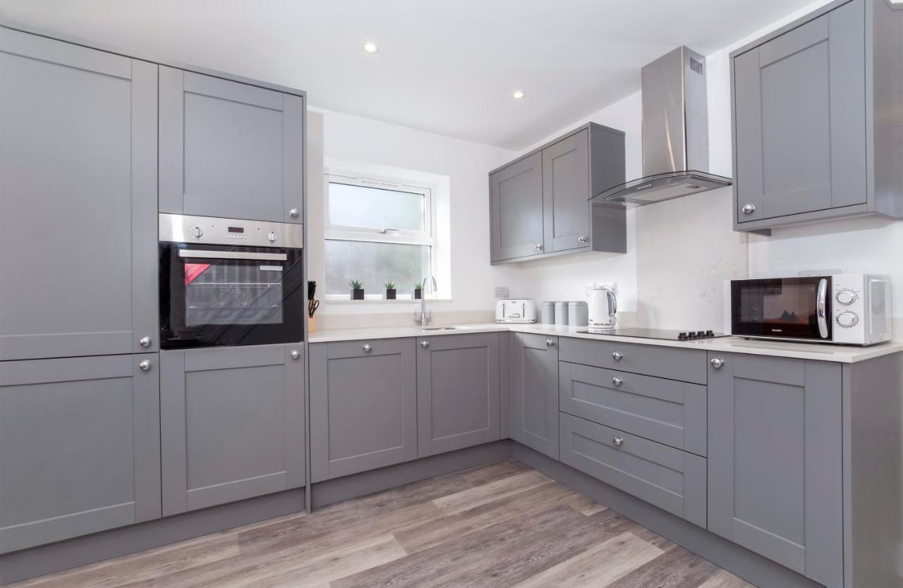 The Ebor With Hot Tubs Holiday home *