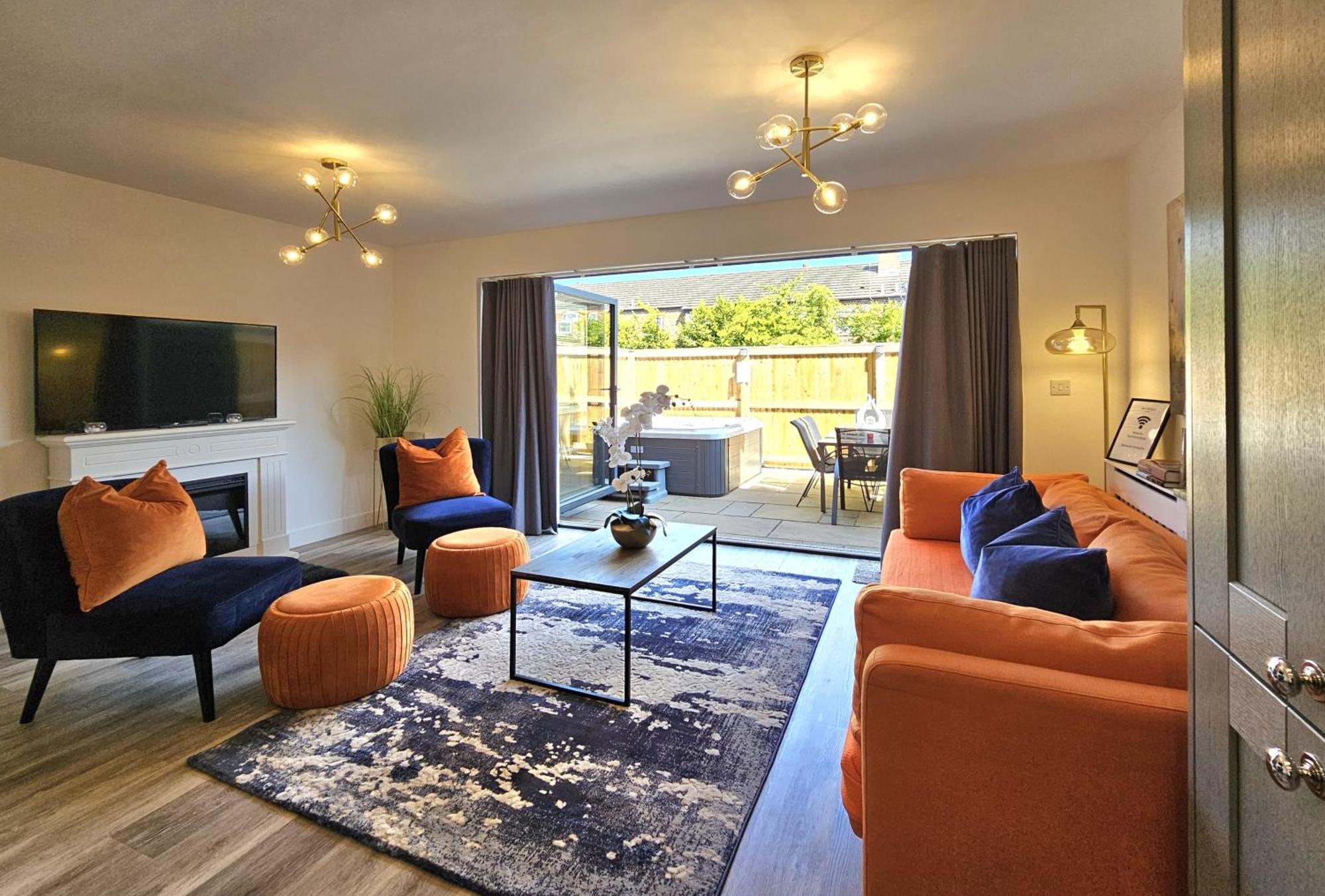 The Ebor With Hot Tubs * York
