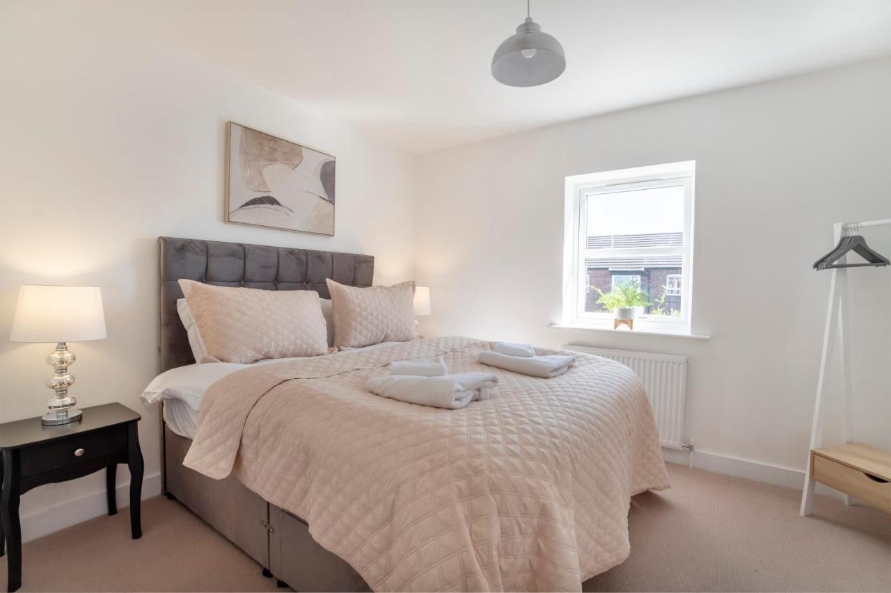Holiday home The Ebor With Hot Tubs *