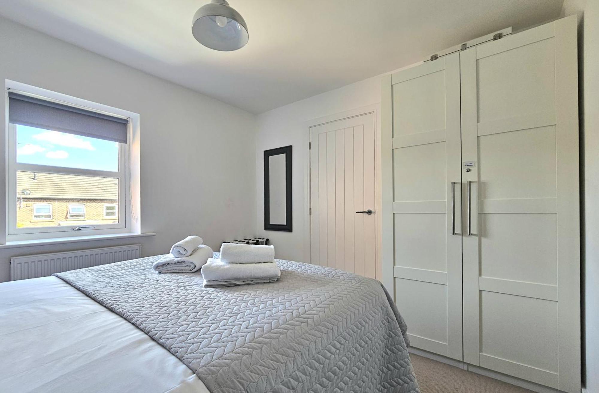 The Ebor With Hot Tubs York