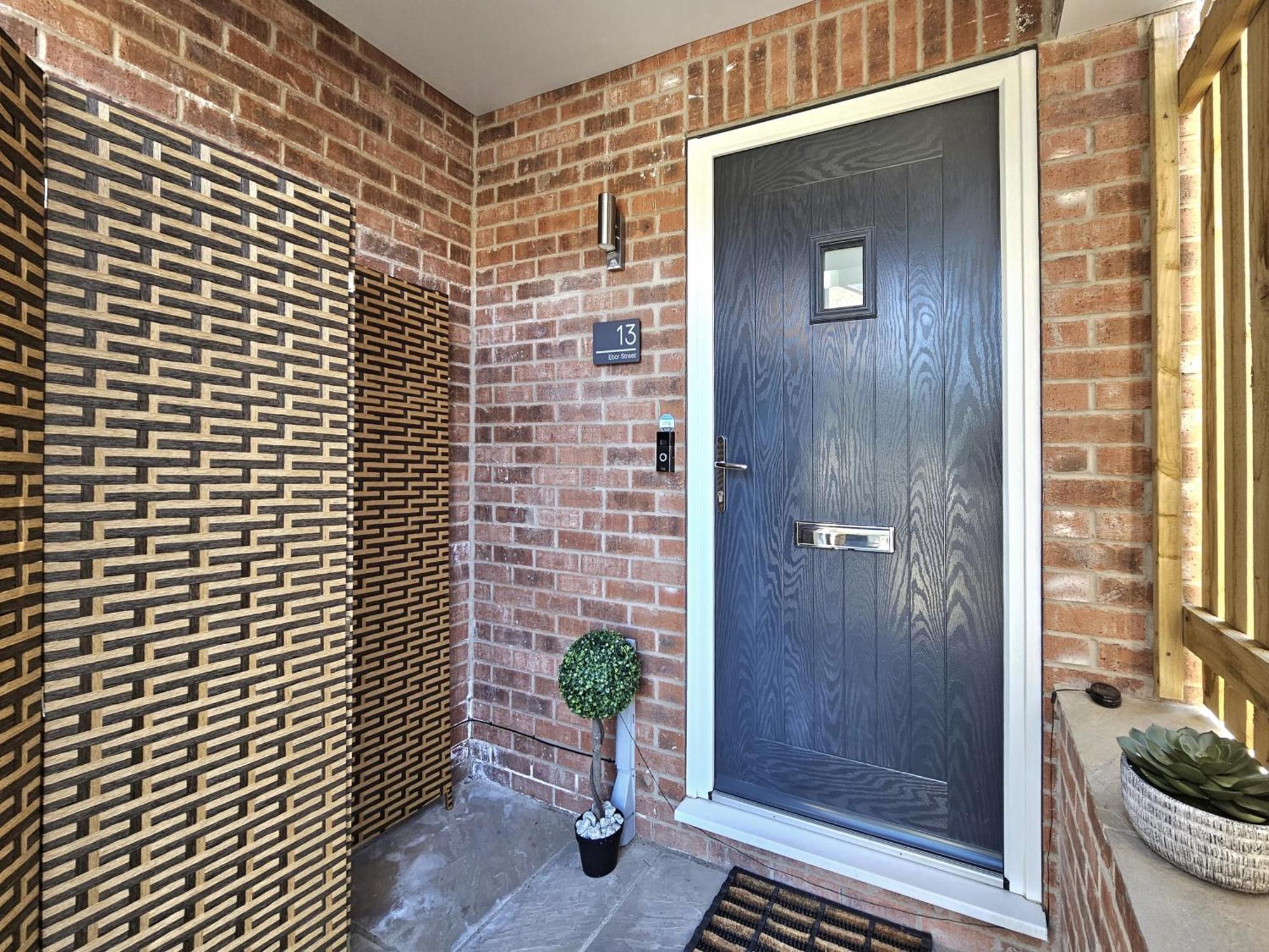 The Ebor With Hot Tubs Holiday home
